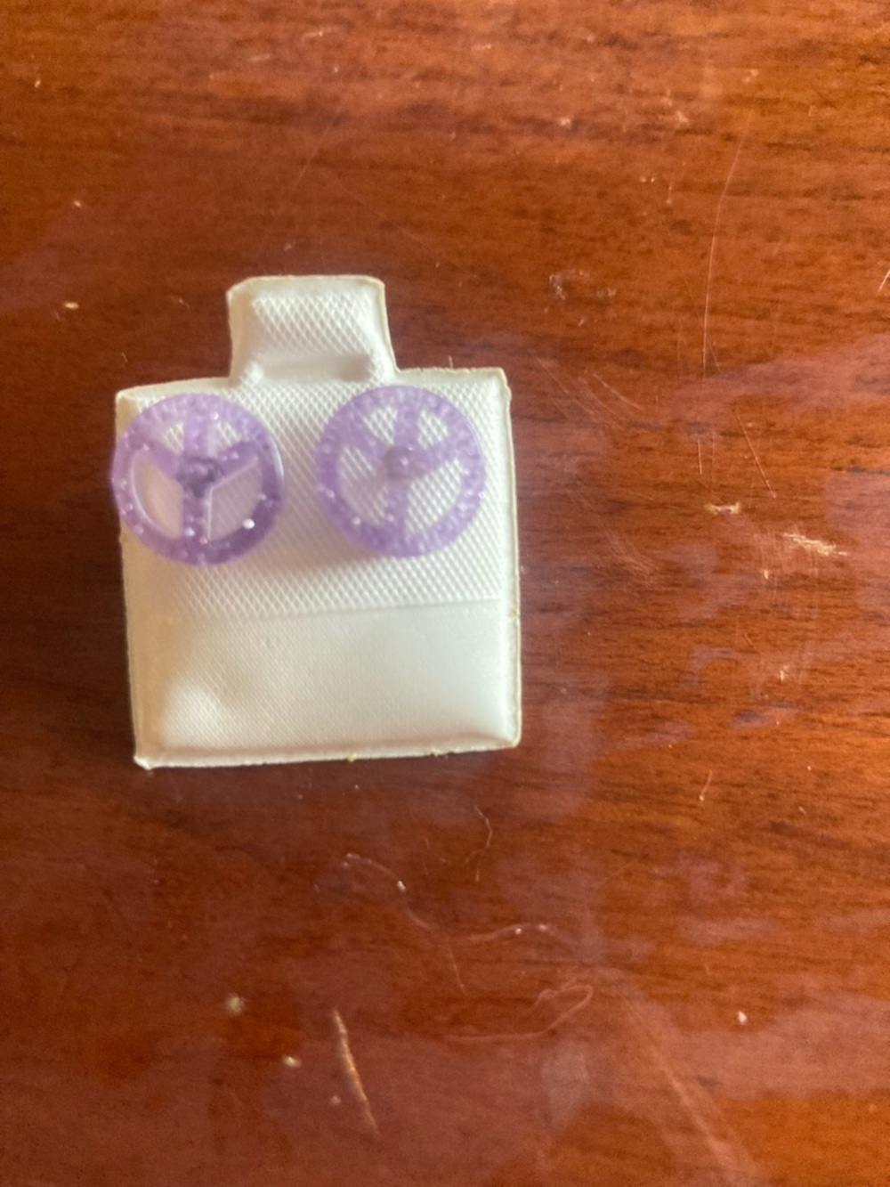 Lilac peace sign earrings stud earrings. Brand new. Super Cute - Picture 1 of 2